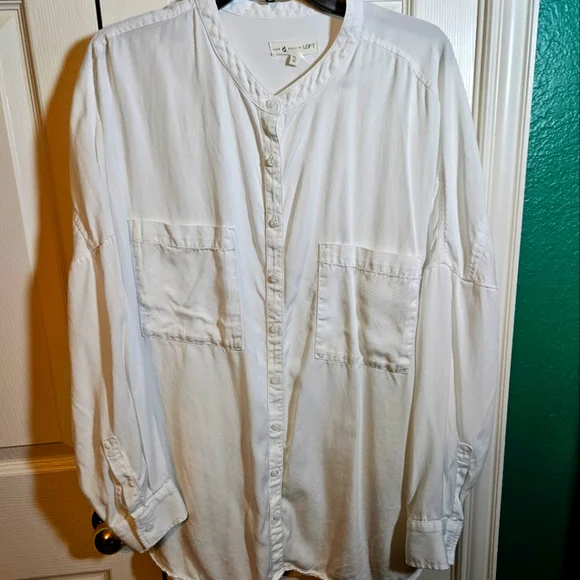 Lou & Grey for Loft White Oversized Fit Button Up Shirt Basic Staple Pockets - Picture 2 of 11